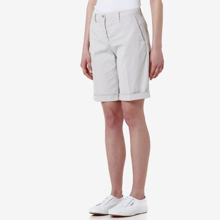 Shorts Woman CHRISSIE CHINO BEIGE MOONBEAM Dressed Front Double		